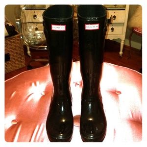 Hunter glossy tall rain boot